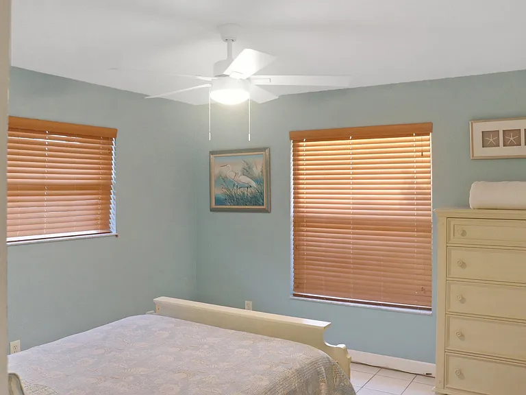 6580 SW 49th St — Photo 5