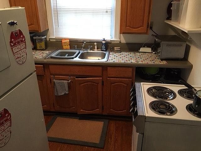 2nd image of 606 Richmond Rd