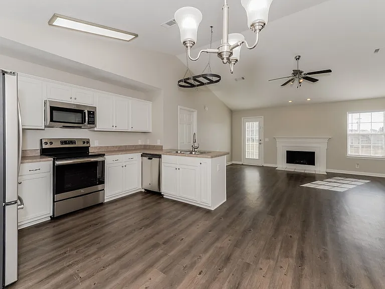 7409 E Winchester Dr — Photo 5