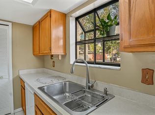 6870 Magnolia Pointe Cir, Orlando, FL 32810