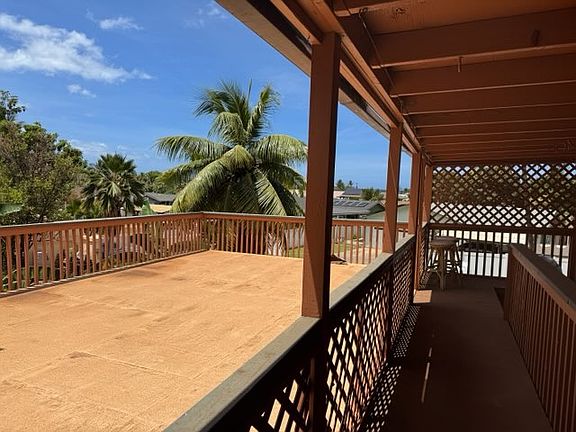 Your outdoor lanai for extra outdoor living space