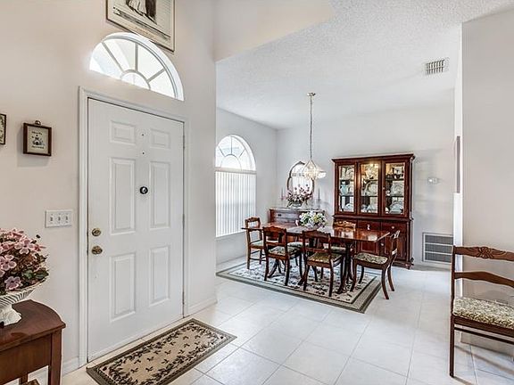 5th image of 271 Carisbrooke St