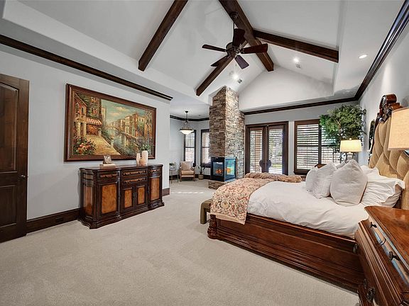 5th image of 852 Eagle Pointe Dr