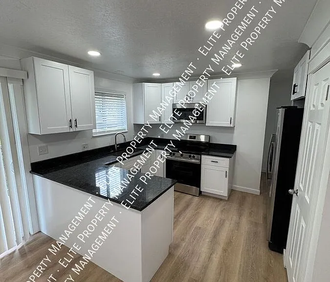 7374 S Highland Dr #7374 — Photo 3