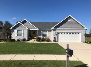 1417 Indian Trl, Kankakee, IL 60901