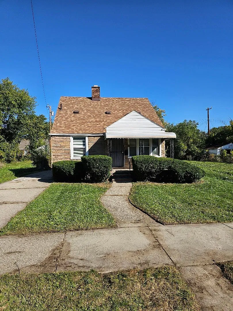 16067 Eastburn-3 Beds & 1.5 Bath For Rent! — Photo 1