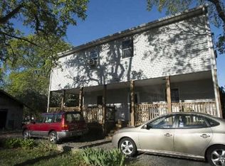 166 W 21st St, Huntington Station, NY 11746