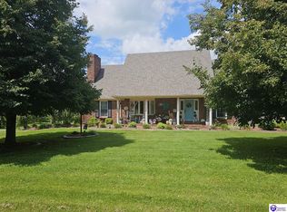 25 Country View Dr, Lebanon, KY 40033