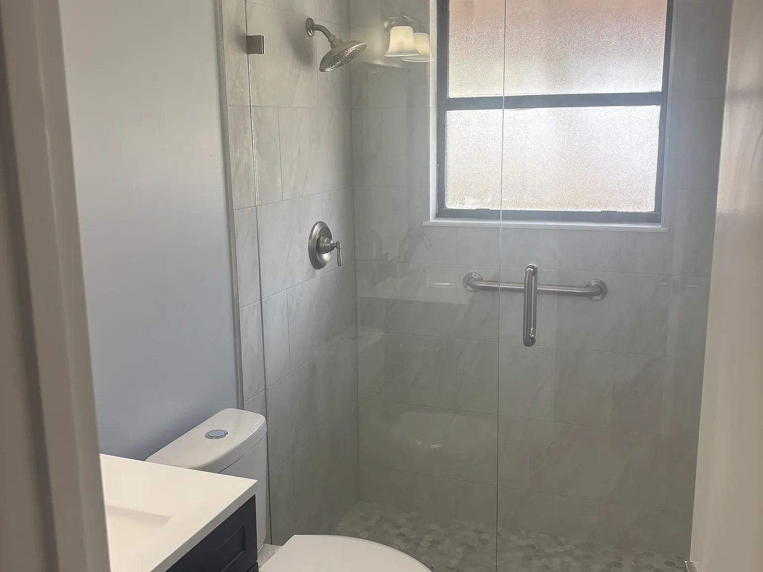 2 bed, 1112 sqft, $2,000 — Photo 2