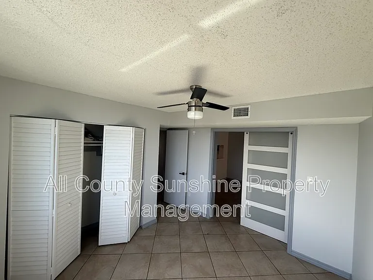 2424 W Tampa Bay Blvd #L408 — Photo 8
