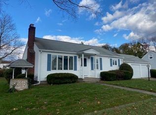 60 Clark St, Cumberland, RI 02864