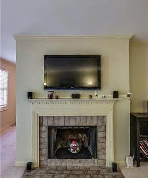 119 Hillsboro Pl — Photo 6
