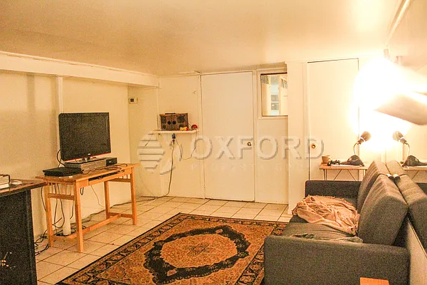 Rented by Oxford Property Group | media 11