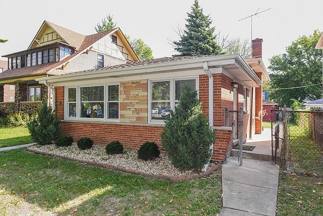1st image of 4017 Dubois Ave