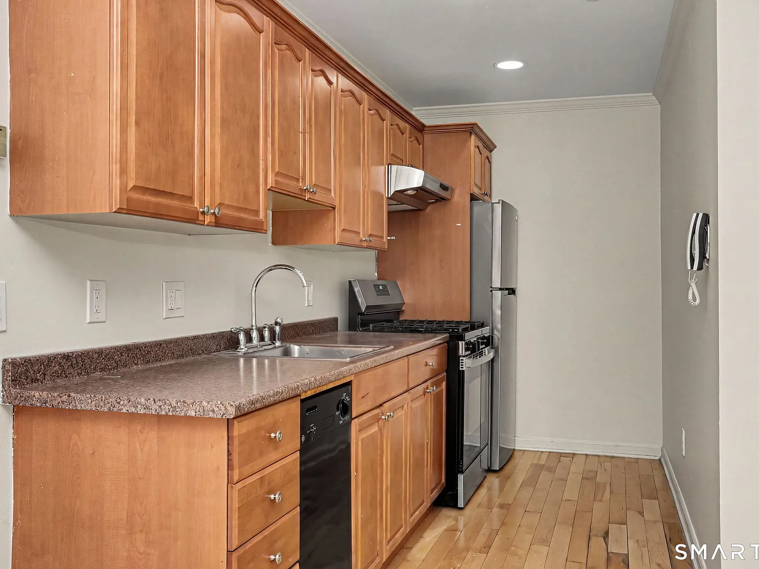 1 bed, 1.0 bath, 415 sqft, $2,000 — Photo 3