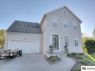 16214 Burdette Cir, Omaha, NE 68116