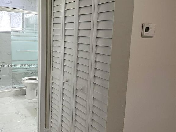5th image of 2134 Lincoln St APT 25