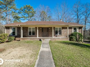 3013 Fox Glen Cir NW, Birmingham, AL 35215