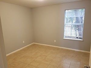 4th image of 1205 Avenue A APT 3