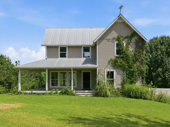 1255 Moss Branch Rd, Bon Aqua, TN 37025
