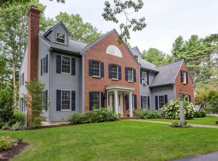 22 Stonegate Rd, Cape Elizabeth, ME 04107