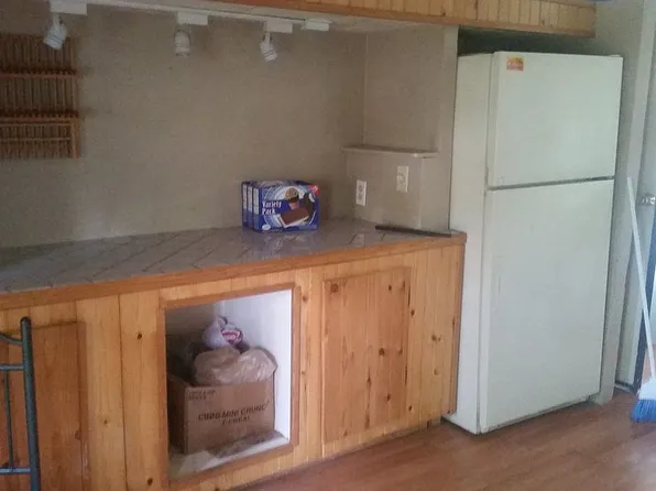 75 Derose St, Walnutport, PA 18088