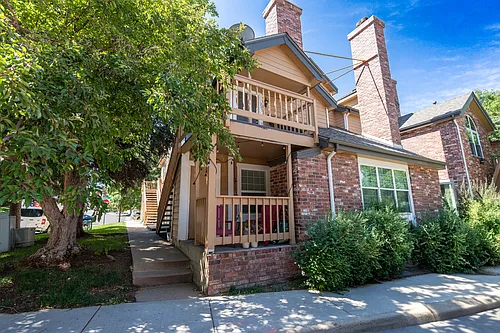 4943 S Carson St #207 Photo 1