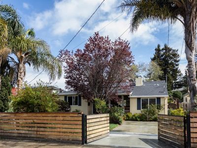792 8th Ave, Redwood City, CA, 94063