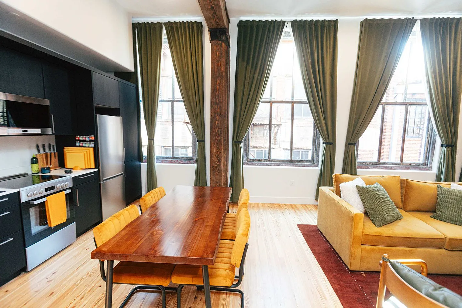 1 bed, 1.0 bath, 613 sqft, $2,865 — Photo 2