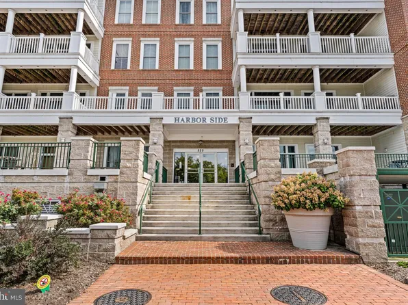 525 Belmont Dr #205, Woodbridge, VA 22191