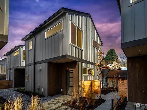 8755 12th Avenue NW #B, Seattle, WA 98117