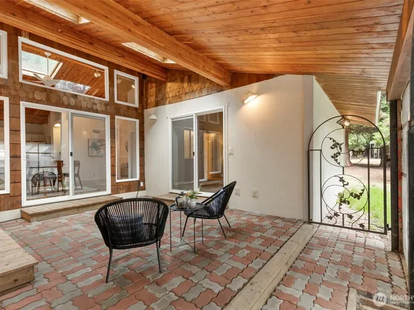 28389 State Highway 3 NE, Poulsbo, WA 98370