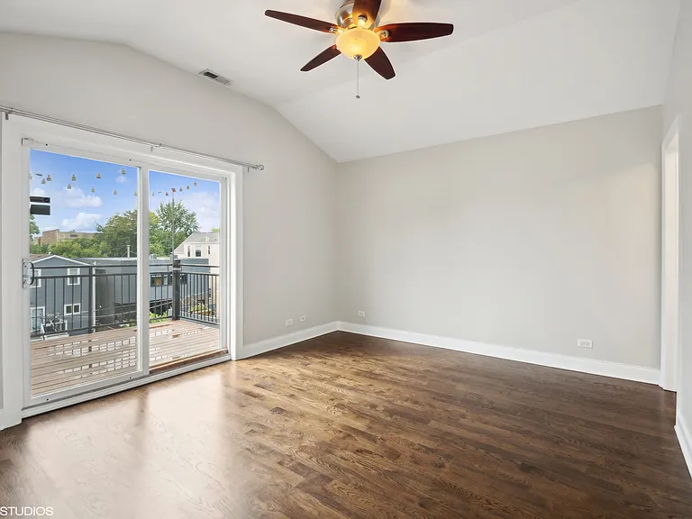 3519 W Medill Ave #3 — Photo 11