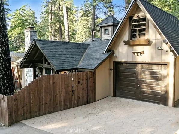 373 Redwood Ln, Crestline, CA 92325