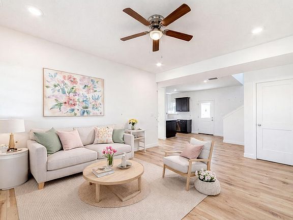 2nd image of 2653 Frazier Loop