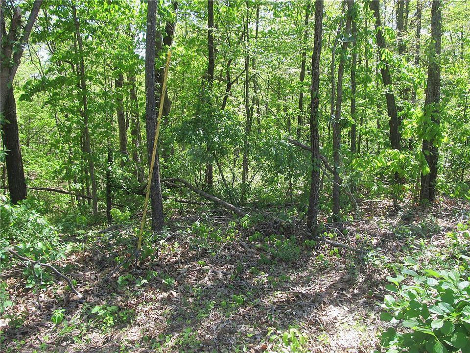 1st image of Houghton Ln