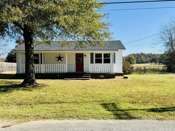 520 Chestnut Dr, Van, TX 75790