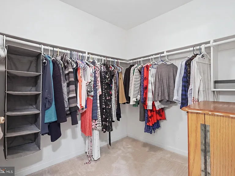 900 Hickory Cir — Photo 21