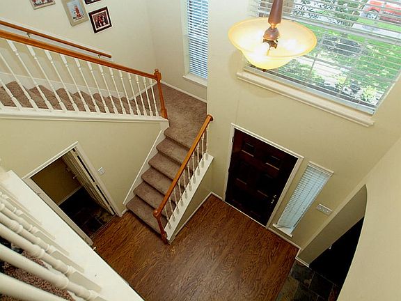 2nd image of 13414 Ellerslie Ln