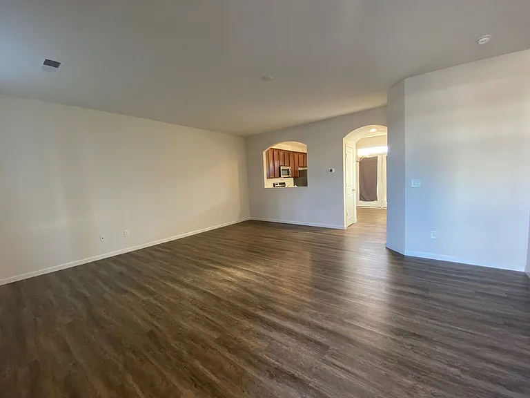 1103 Johns Walk Way — Photo 7