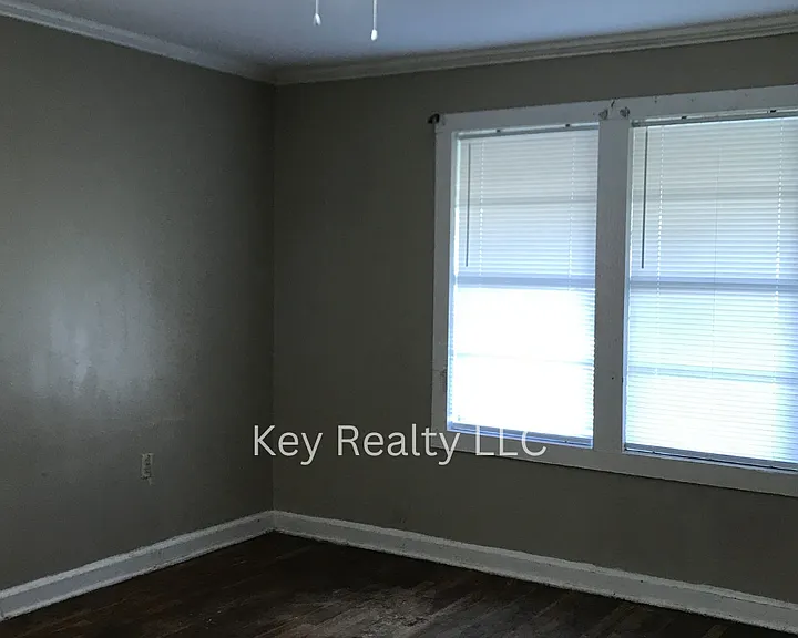 41 Westwood Blvd — Photo 6