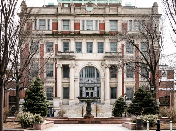 29-22 Northern Boulevard image 20 of 21