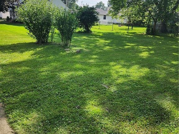 3rd image of 5148 W 148th St