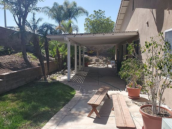 4th image of 1432 Pinewood Dr