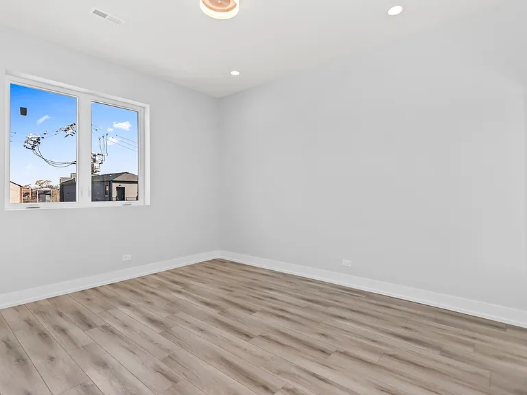 6453 S Ingleside Ave #3S — Photo 6