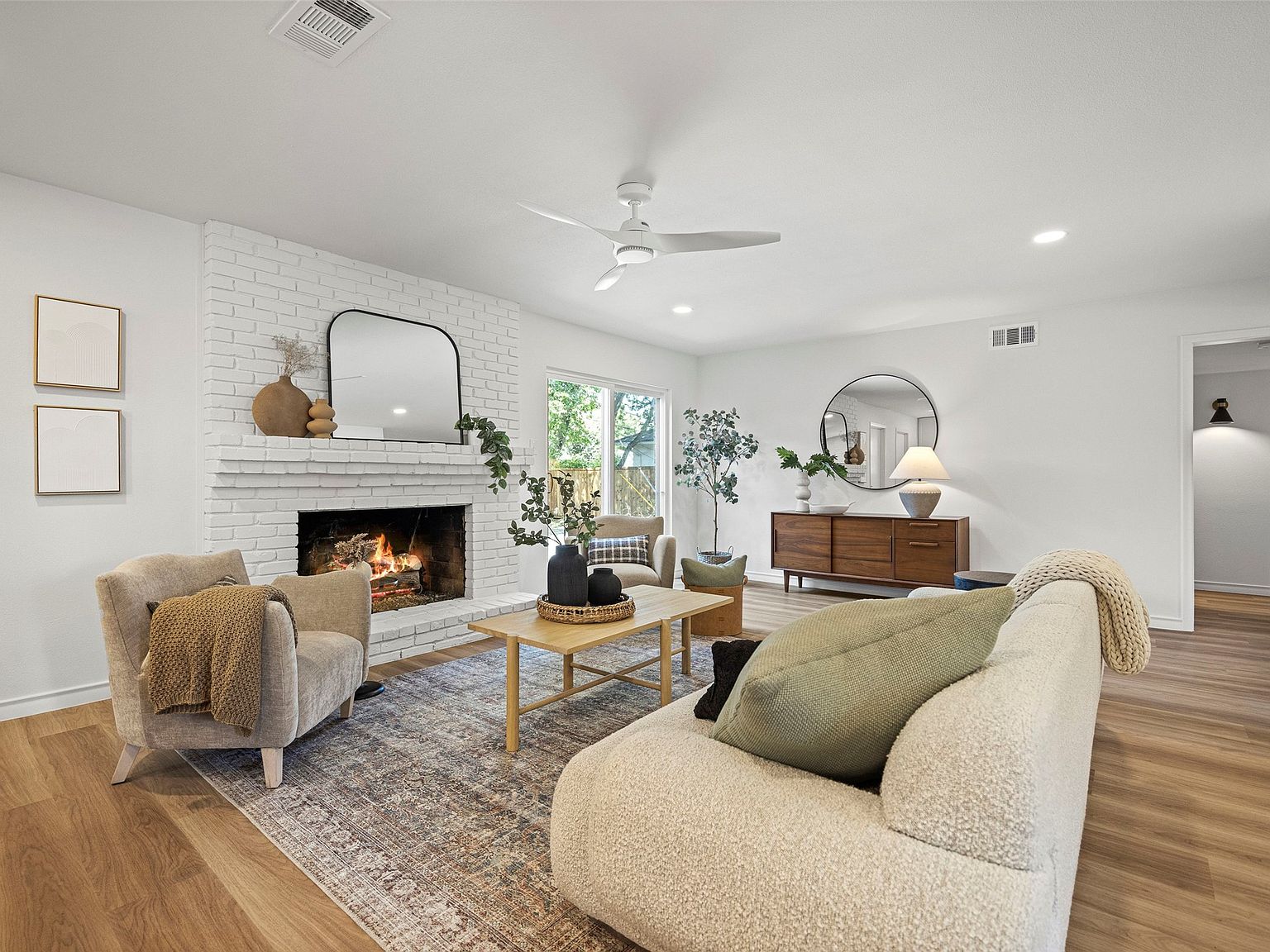 1549 Mapleton Dr, Dallas, TX 75228 | MLS #20560975 | Zillow