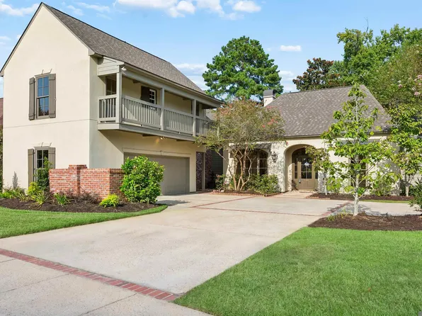 17847 Pecan Shadows Dr, Baton Rouge, LA 70810
