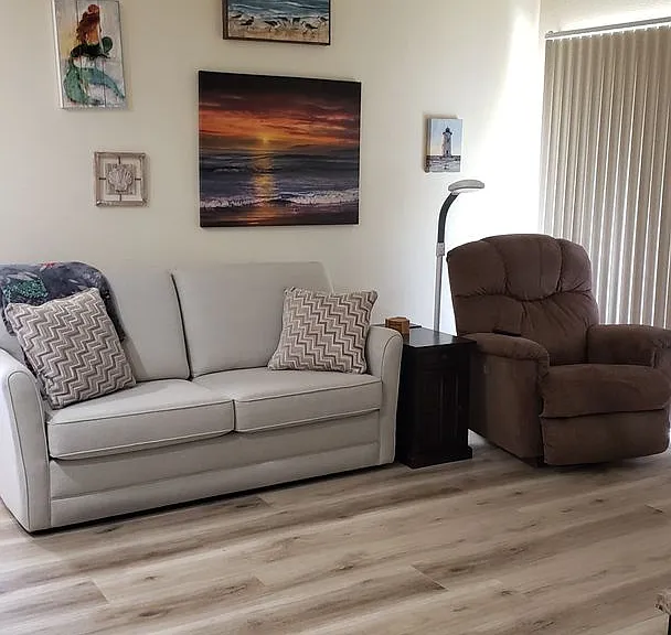 1650 Smoketree Ave S #125 — Photo 5