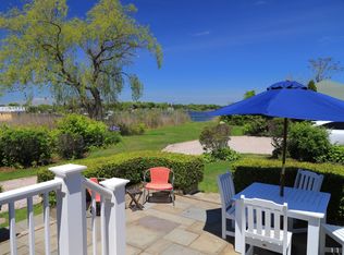 9 Pasadena Ave, Westerly, RI 02891