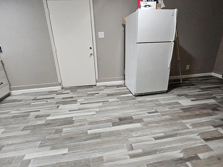 255 McCreery Ave — Photo 3